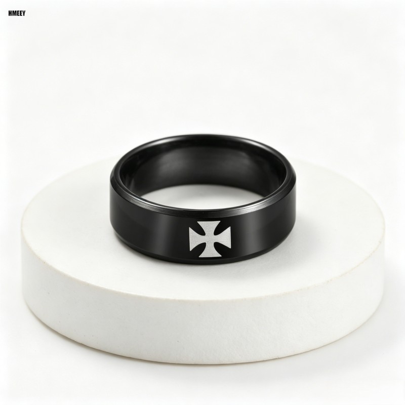 Anello HMEEY in acciaio al tit - Initial Ring Custom recensione e prezzo